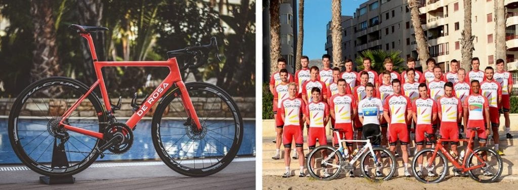 （左）チームカラーをまとった軽量オールラウンダーMERAK。（右）イタリア人トップスプリンター、エリア・ヴィヴィアーニ（中央左、ホワイトのチャンピオンジャージを着用）を迎えた新生コフィディス。
