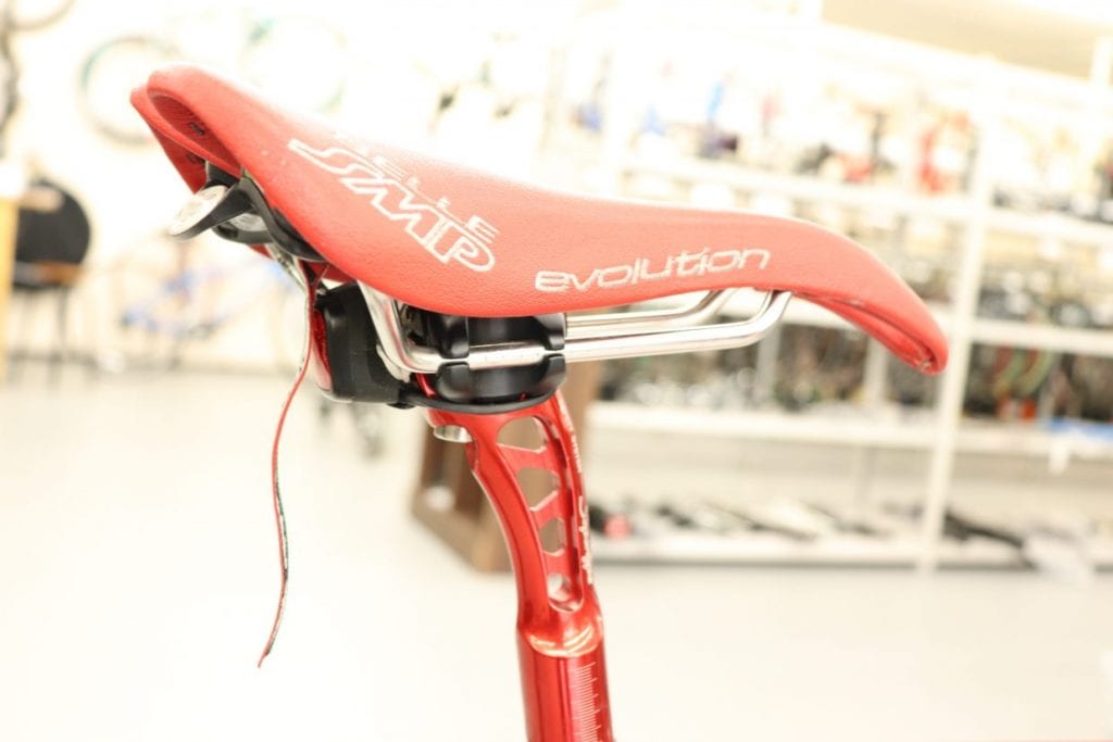 シートポスト：MICHE SUPERTYPE RED 27.2ｍｍ
