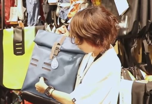 ループにリアライトを取り付け可能