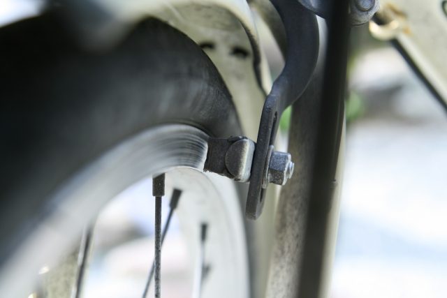 自転車 ブレーキ
